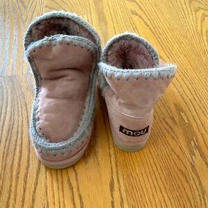 MOU Eskimo Suede Boots Pink Size 7 – Cozy Stitch Detail Ankle Boots